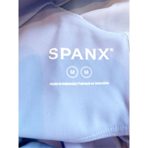 NWT SPANX Power Boost Exercise Dress Size M lavender Built in Brief - Picture 6 of 8
